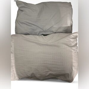 4 pack of pillows new
